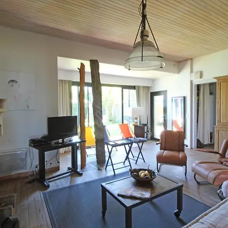 Magnifique Front De Mer Holiday home Ares